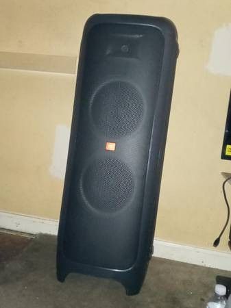 JBL Partybox 1000 by Harmon Kardon