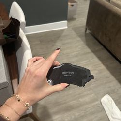 New Brake Pads Set (4) – DB927FF