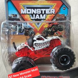 $7 new Monster Mutt Monster Jam 1:64 Scale