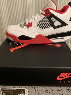 Air Jordan 4 Retro