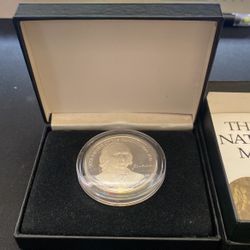 1980 USHS Father of the Constitution Medal