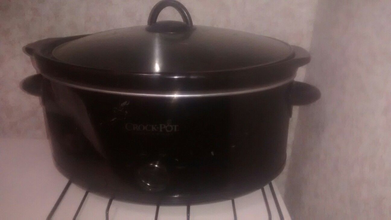 Large crock pot