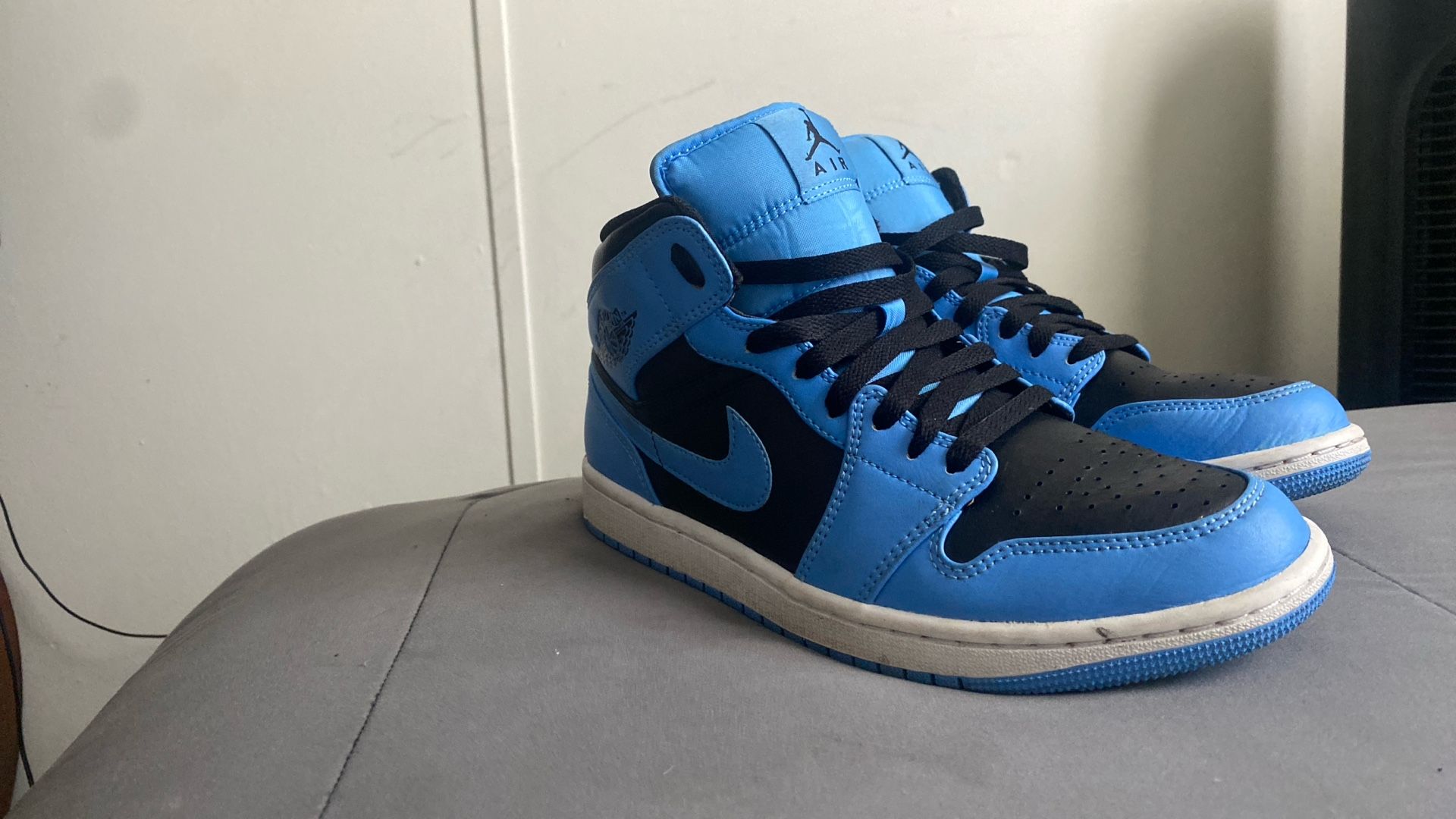 Air Jordan 1