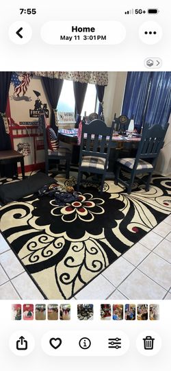 Dining room table and 5 chairs non l