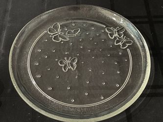 IVV Collezione 1 clear glass butterfly platter. 12.5”