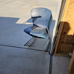 Nice Chair's 