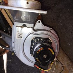 Good Man Heater Induser 5 Burners Used On Good Working Conditions 