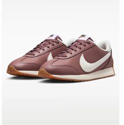 WOMEN NIKE PACIFIC LTR SIZE 9