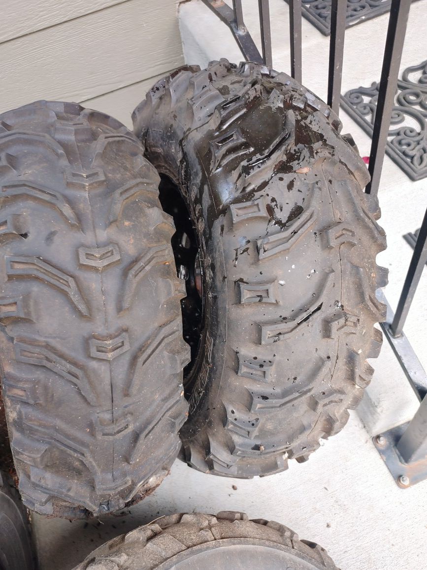 Rims and tires for can am outlander