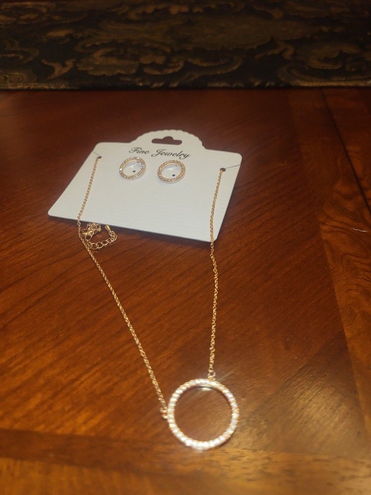 Necklace Set