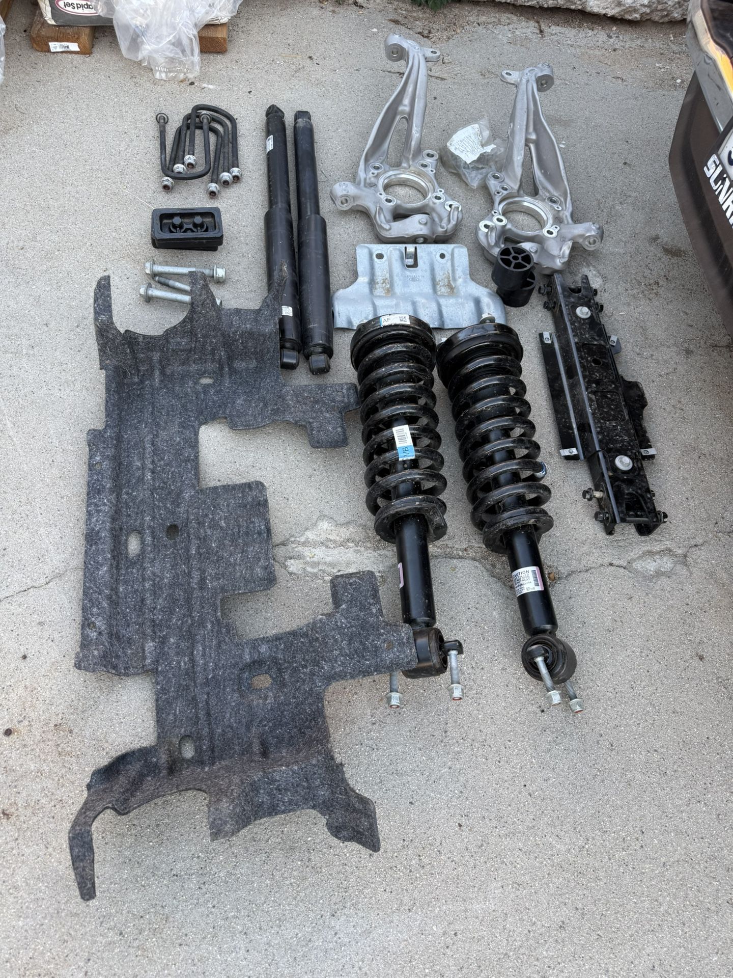 Ford F-150 Lariat 2025 OEM Parts – Brand Ne