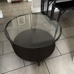 Round Coffee Table 