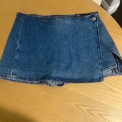 Women’s American Eagle High Rise Stretch Mini Skort (6 Long)