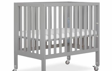 Folding Crib No Wheels or Mattress