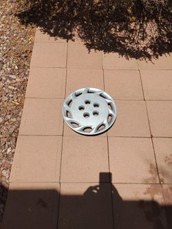 Toyota Camry 14" OEM Hubcap