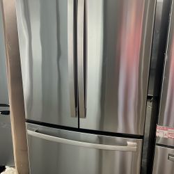 NEW OPEN BOX GE COUNTER DEPTH FRENCH STYLE REFRIGERATOR 