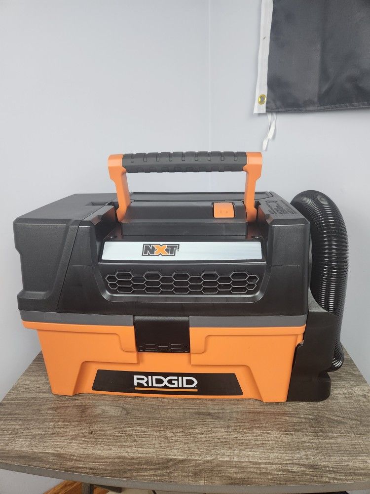 RIDGID HD0300 3 Gallon 5.0-PeakHP NXT Wet/Dry Vac