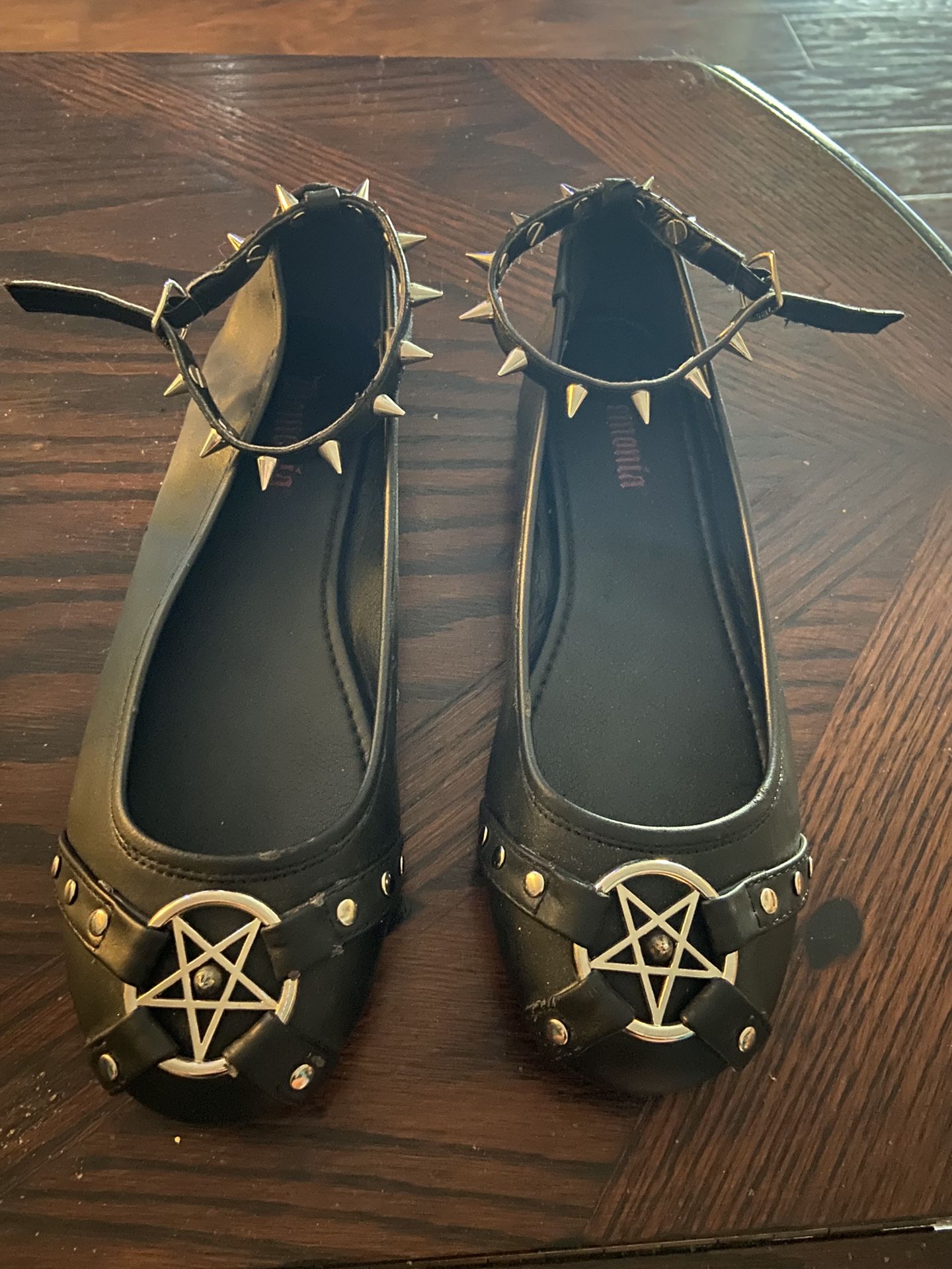 Demonia Studded Ballerina Flats. Women 9
