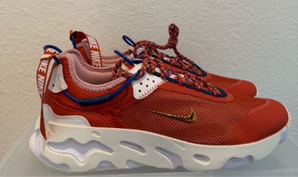 Nike 12