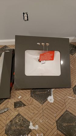 Brand new sink top $80