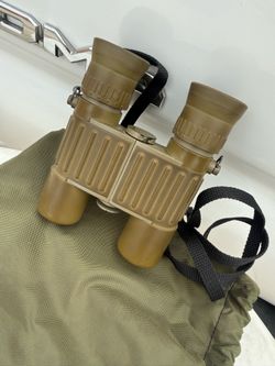Military binoculars m22
