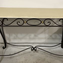 Excellent Condition Entryway Table.  