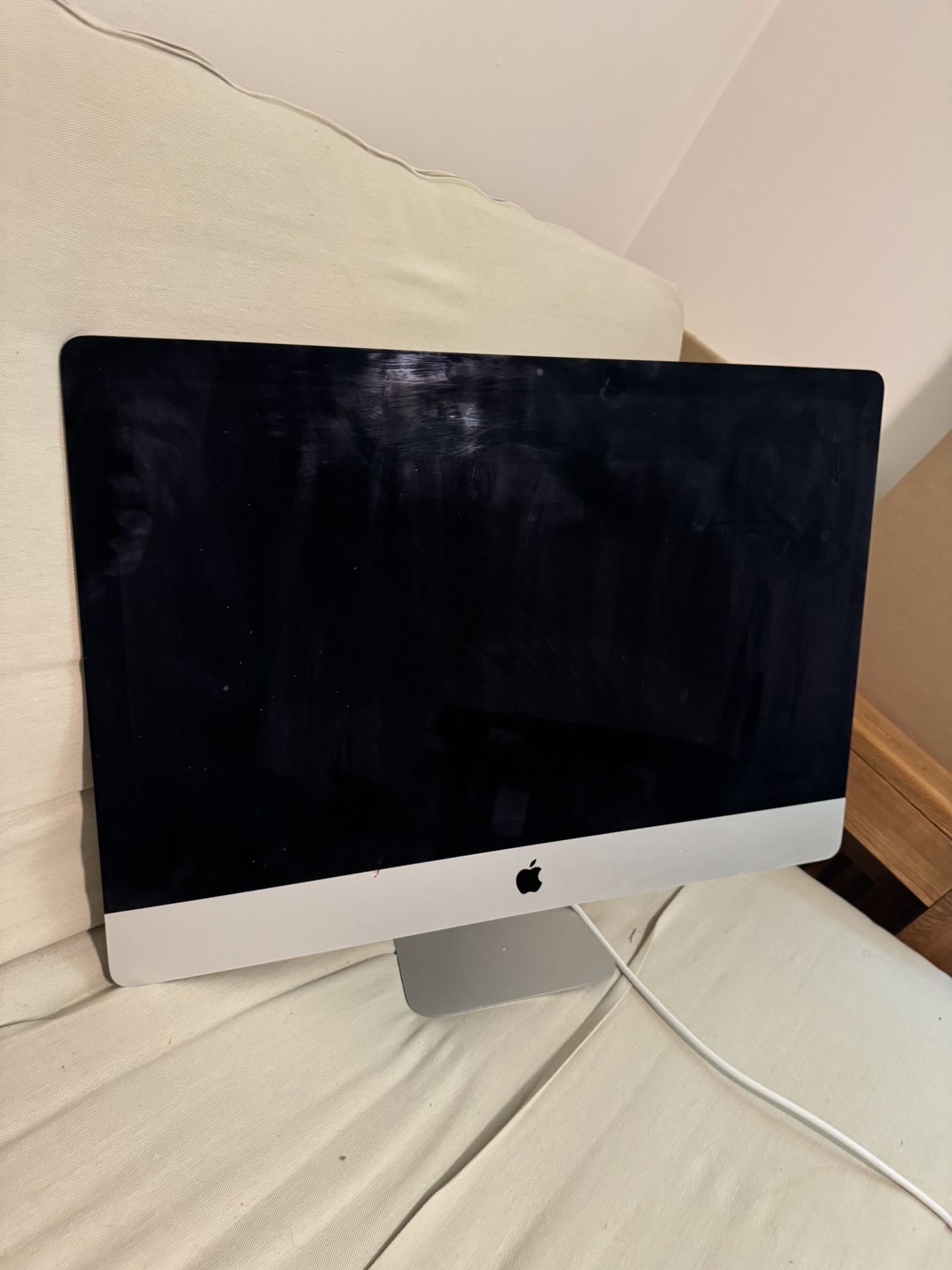 2015 27” 5k iMac $100