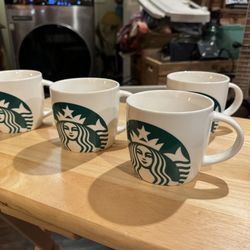 Set of 4 Starbucks 2017 Classic White Green Mermaid Logo Coffee Mugs - Excellent Condition !!!