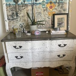 2 Drawer Dresser 