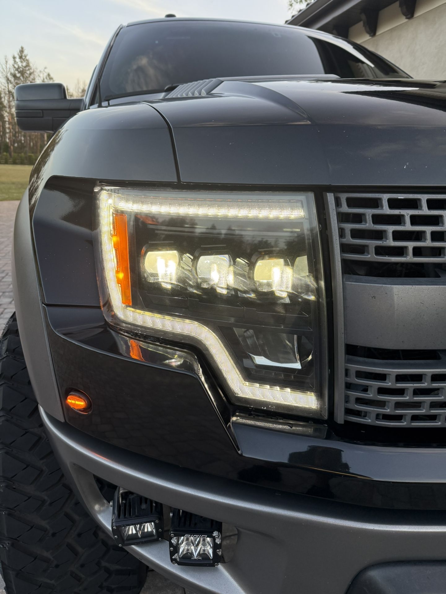 Morimoto Ford F-150 (09-14) XB LED Headlights 