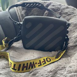 Off-White Black Diagonal Print Leather Binder Clip Crossbody Bag