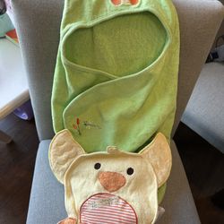 2 Hooded Baby Towels With Matching Washcloth