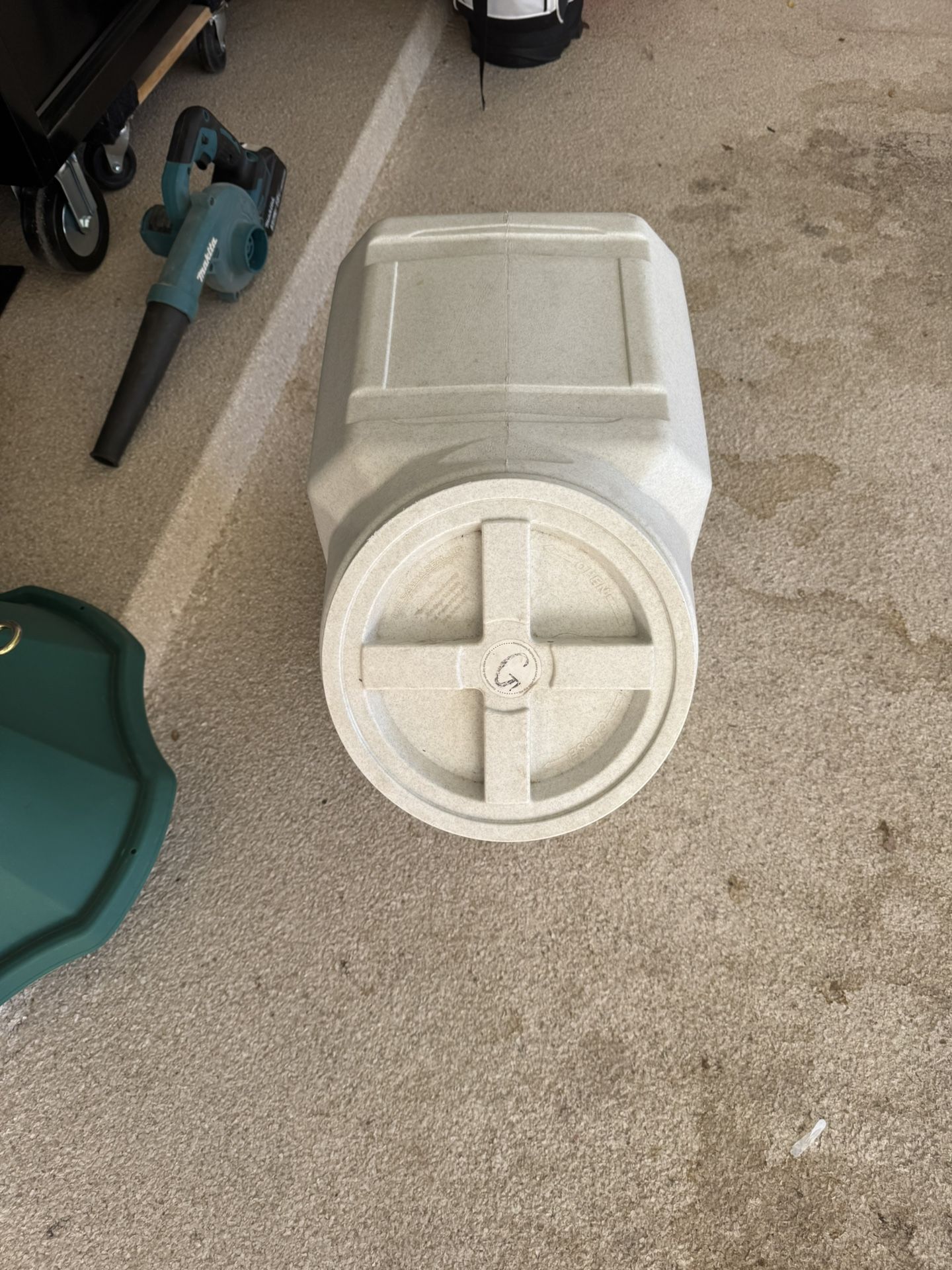 Vault Gamma2 Storage Container
