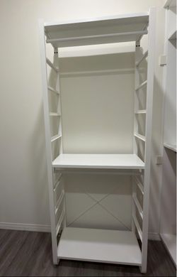 Wardrobe storage