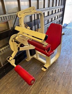 Gym Leg Curl