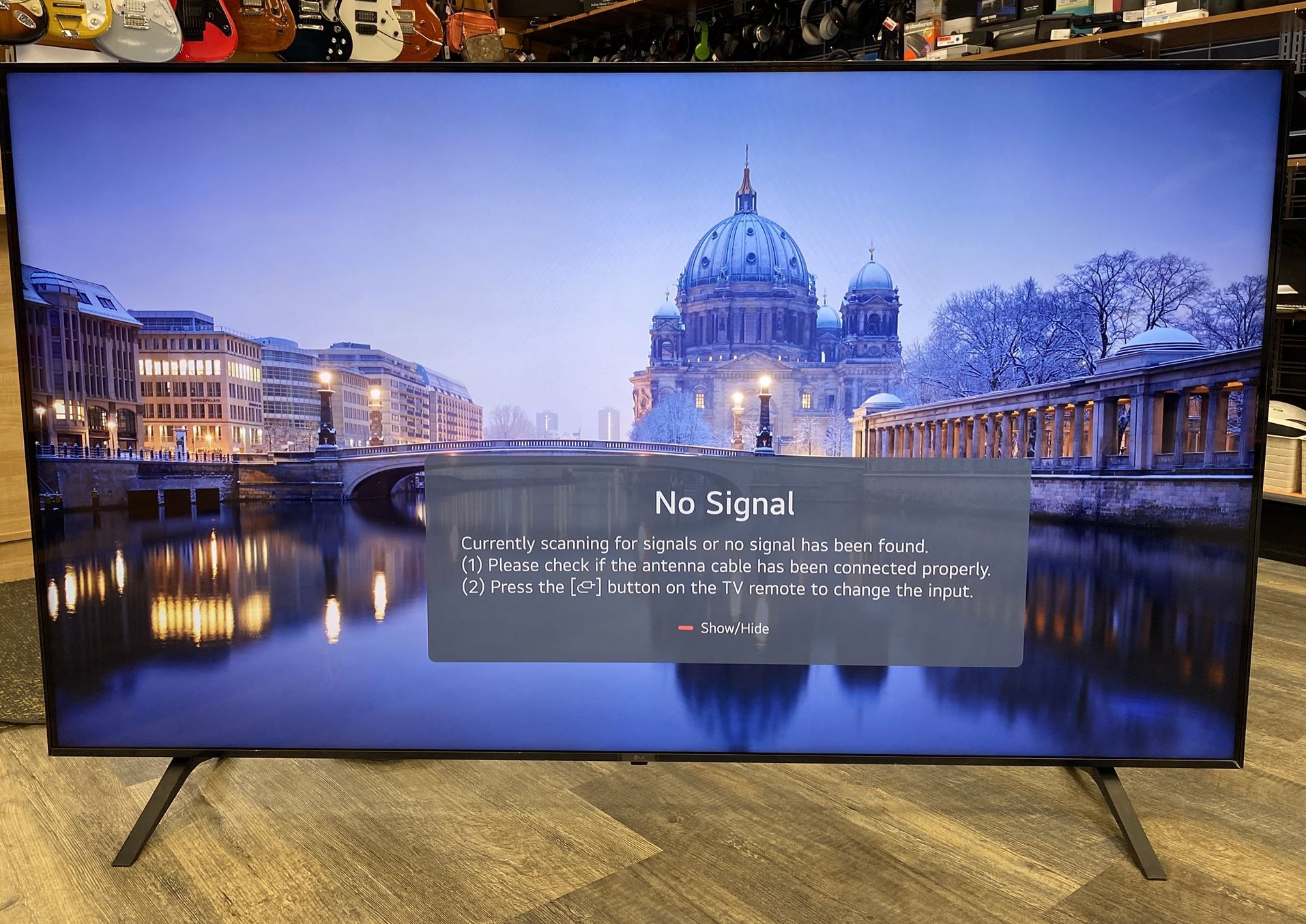 LG 75UT7590PUA 75” LED 4K UHD Smart webOS TV (2024)