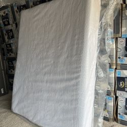 QUEEEN MÁTTRESS SERTA 