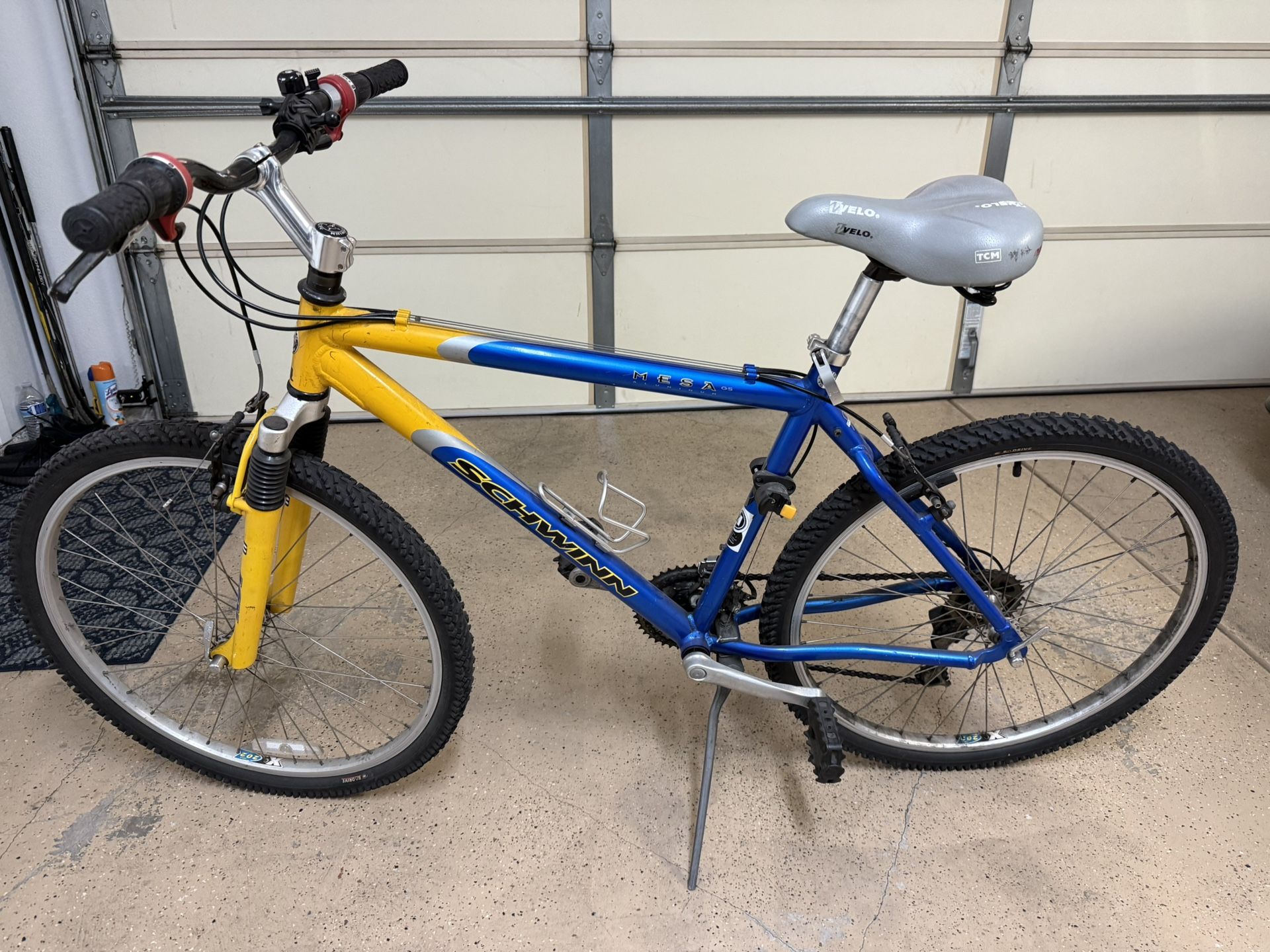 Schwinn Mountain Bike (Taiwan Frame)
