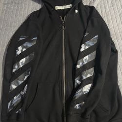 OFF WHITE by Virgil Abloh 🕊️