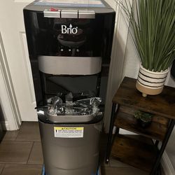 Water Dispenser 💧