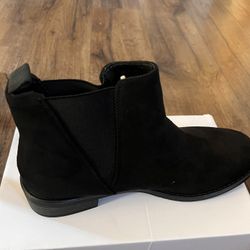 Ankle Size Boots 