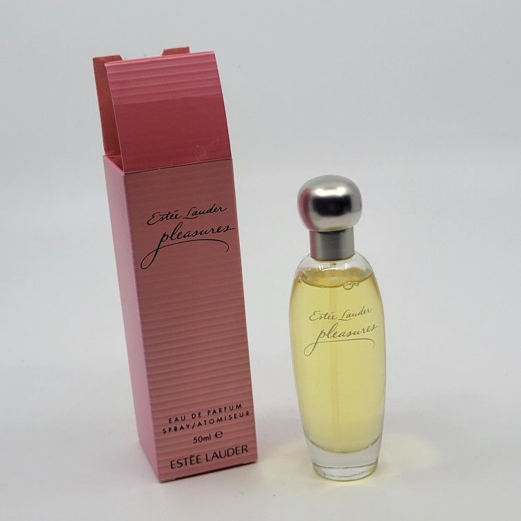 Vintage Estee Lauder Pleasures Eau De Parfum / EDP Spray - Size 1.7 Oz. 
/ 50mL. UPC 0(contact info removed)4. New, in original box