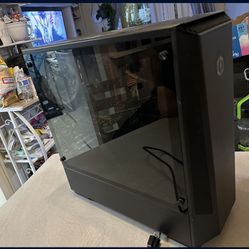 CyberPower PC Gamer Master (1TB, AMD Ryzen 5-series , 3.20 GHz, 8GB) Desktop