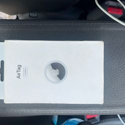 Apple Air Tag 4 Pack(Original 2021) Sealed