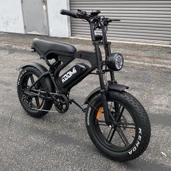 New, retro moped e-bike 750w 48v 20ah top speed 28mph hydraulic disc brakes range up to 65 miles electric bike 