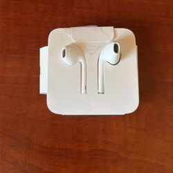 iphone Earphone (wired)  iphone 15 Model 