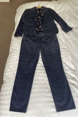 Tommy Hilfiger 3 piece Woman Suit Blue Plaid Size 8, S Pink flowers Shirt GREAT