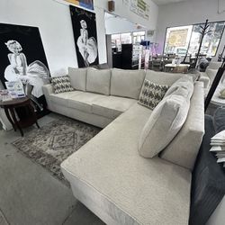 Sofa Sectional Custom Available In Different Colors/ Financing Available 