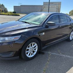 2013 Ford Taurus