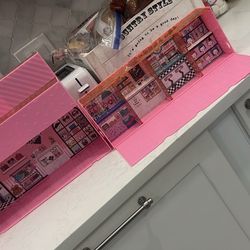 lol Doll Playhouse/stand